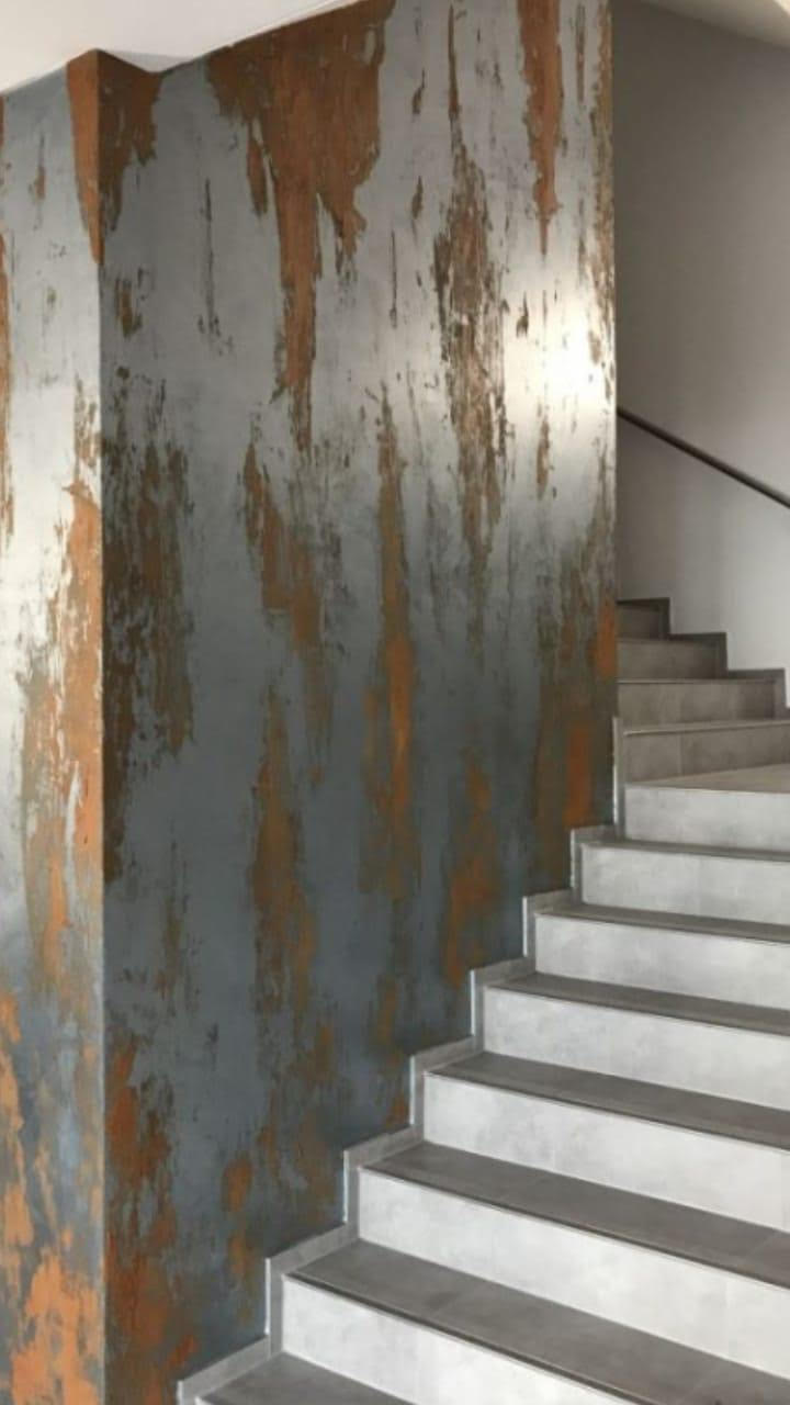 Edelstahlputz mit Rostoptik – Einzigartige, kunstvolle Wandgestaltung mit industriellem Flair